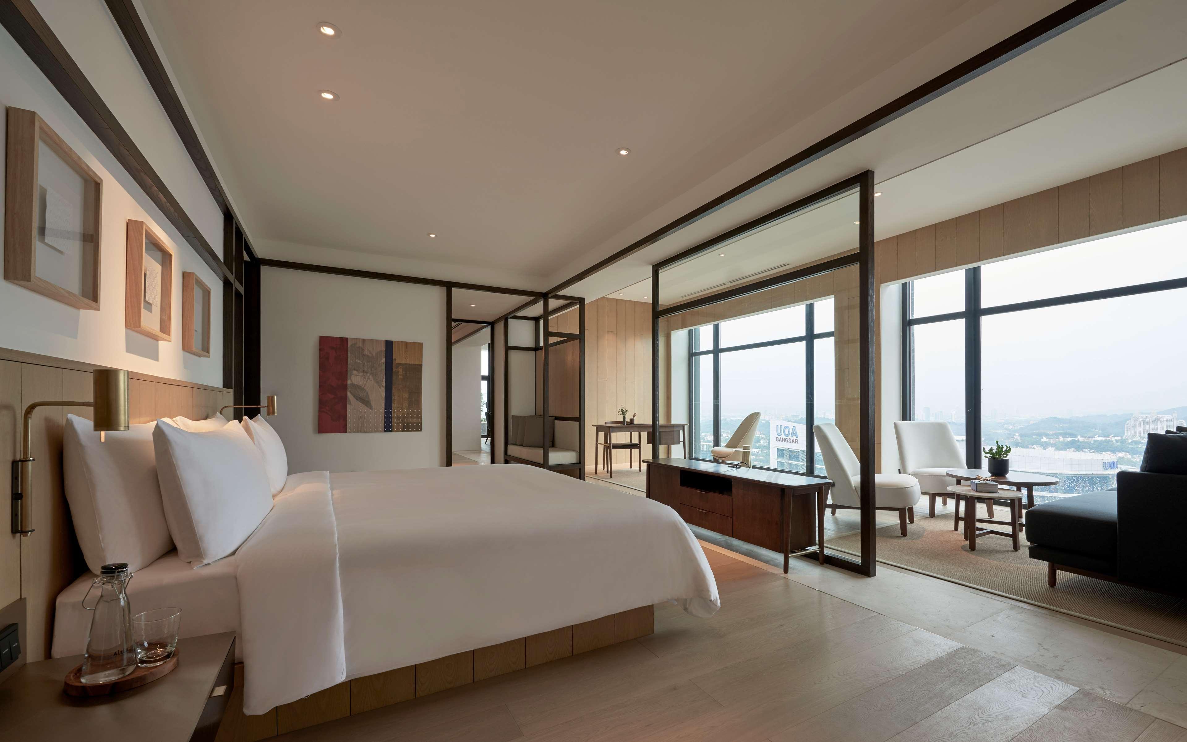 Hotel Alila Bangsar Kuala Lumpur Esterno foto A bedroom at the hotel