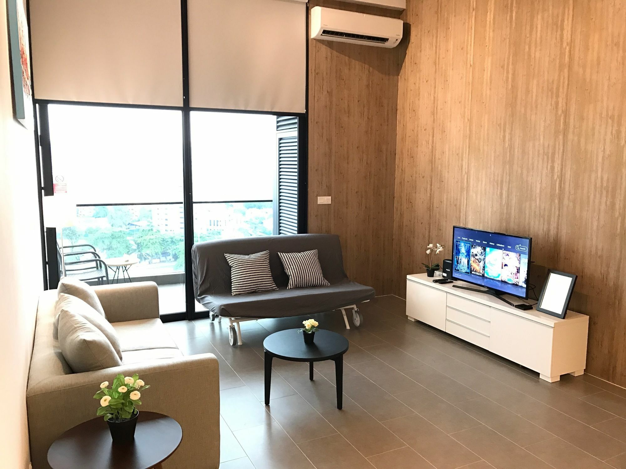 Hotel Alila Bangsar Kuala Lumpur Esterno foto A living room in a serviced apartment in Kuala Lumpur, Malaysia.
